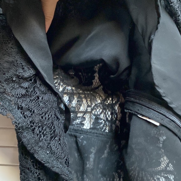 Stunning lace top with leather detailing size S!❤️🔥 - Picture 2 of 6